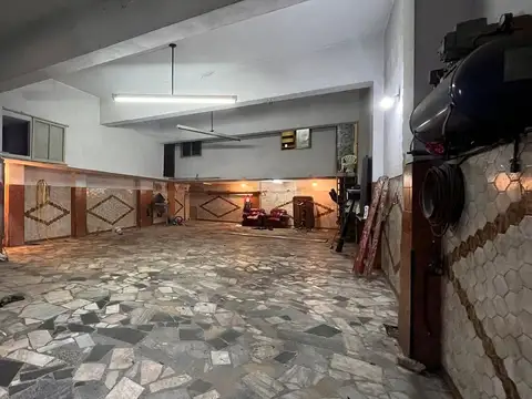 Galpon en Venta en Mataderos, USD 160.000