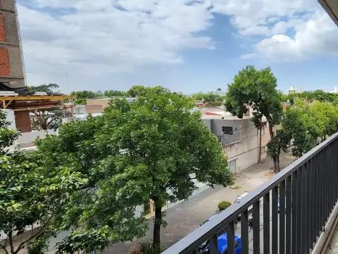 Pte. Roca esq 27 de Febrero