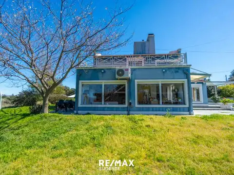 Casa 5 ambientes con 2 baños