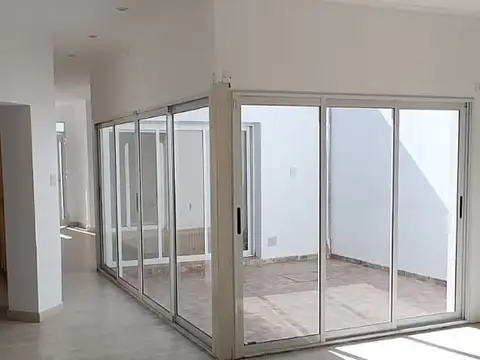 Mariano Comas al 3100