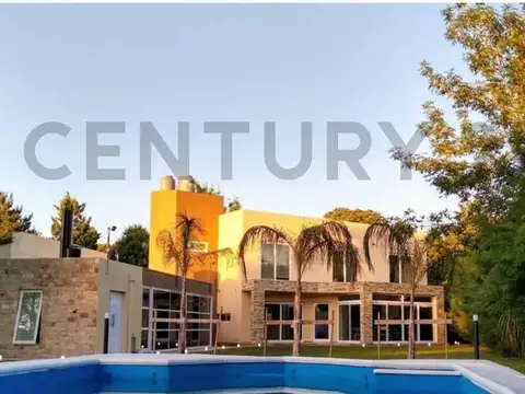 Se vende casa en Bella italia 