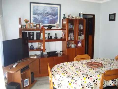 Jose L Suarez 200, Piso 8