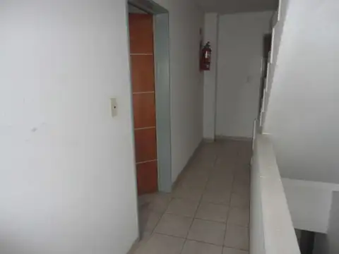 E. Merlo 4500, Piso 4