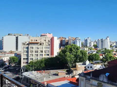 Hermoso 2 ambientes con balcón amplio y vista abierta – Villa Urquiza