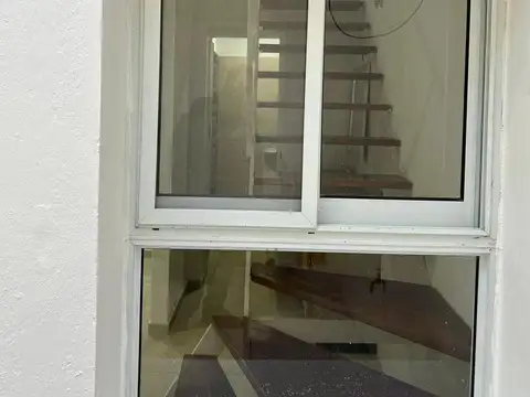 Depto Tipo Casa en Venta 2010 años