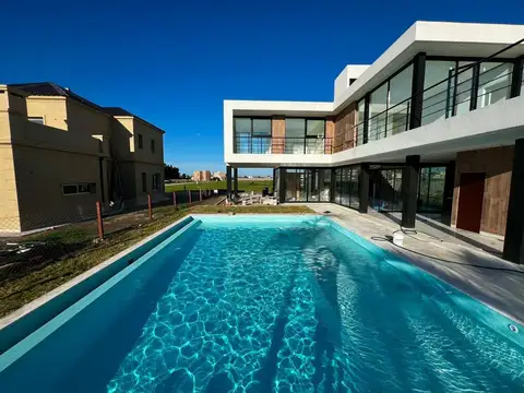 Sargento Cabral 5600