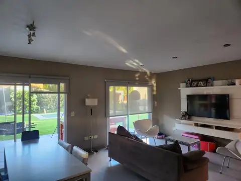 Venta Casa 4 amb, Pilar