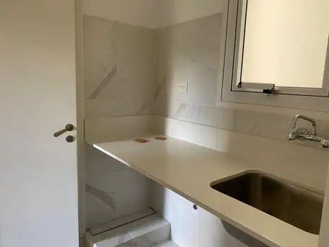 Departamento en Alquiler con 1 cocheras