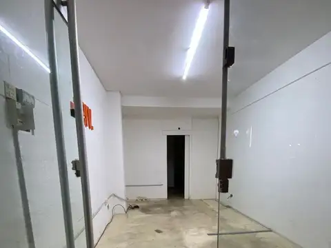 Avenida Rivadavia 400