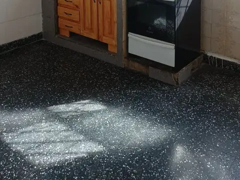 comesaña 3700, Piso pb