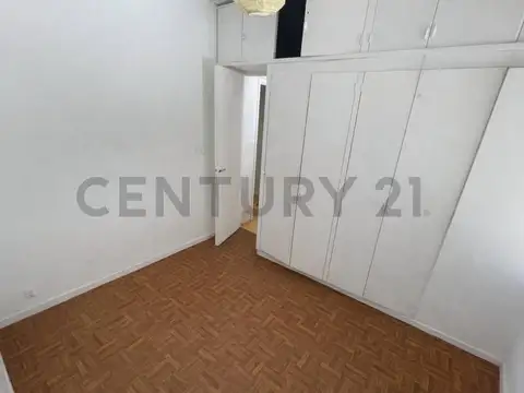 VENTA Departamento en Panta Baja, 3 ambientes con 2 patios y parrilla, Saavedra