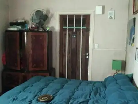 Casa 3 amb. c/ Local Sobre Amplio Lote APTO CREDITO BANCARIO