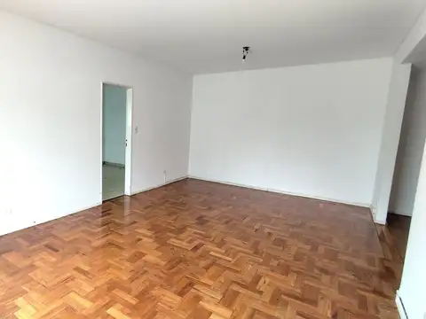 Oficina en Alquiler 39 años