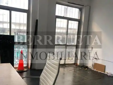 Local en Alquiler en San Nicolás, USD 5.150