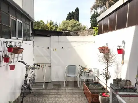 Depto Tipo Casa en Venta con 2 cocheras