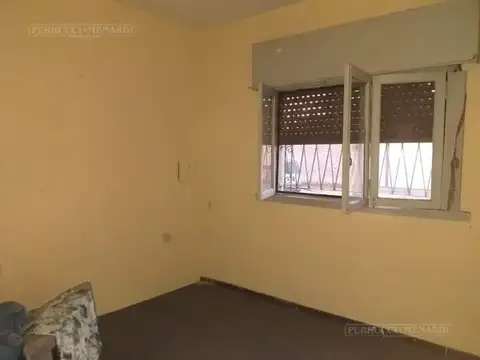Depto Tipo Casa 3 ambientes con 1 baño