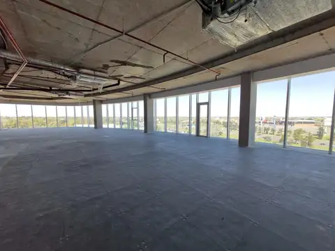 Oficina en Venta con 11 cocheras