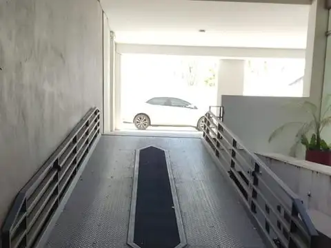 Cochera en venta - 13mts2  - La Plata