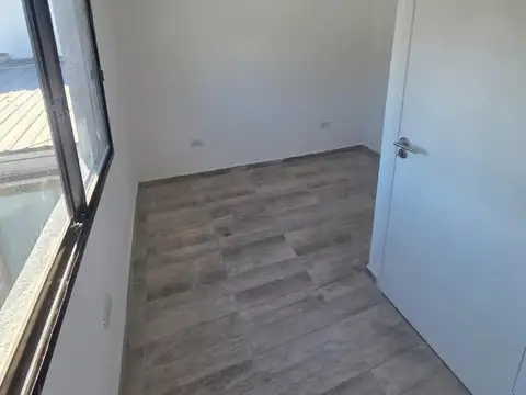 Depto Tipo Casa en Venta con 5 cocheras