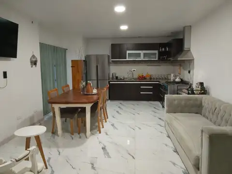 Depto Tipo Casa en Venta 16 años