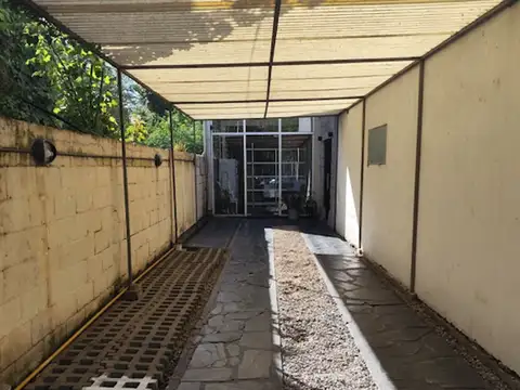 Depto Tipo Casa en Venta de 5 ambientes