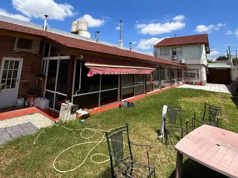 VENTA CASA 6 AMBIENTES  SAN JUSTO APTO CREDITO