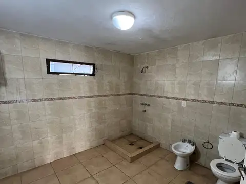 Local en Alquiler Via Púb.