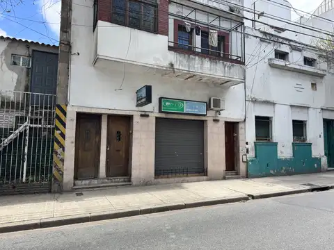 OPORTUNIDAD A RECICLAR   LOCAL CON VIVIENDA, CONSULTORIO, VIVIENDA, GASTRONOMIA Y OTROS DESTINOS