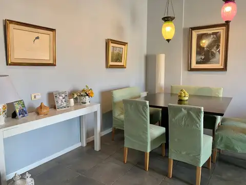 Departamento 4 ambientes con 2 baños