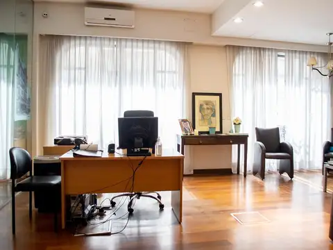 Oficina en Venta 100 años