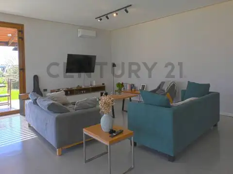 Jose Hernandez 6498 , Piso 0