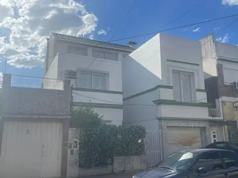 Venta Hermosa Casa PH 3  AMBIENTES en Caseros, Tres de Febrero