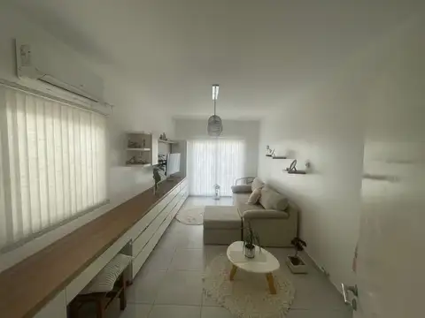 Venta Hermosa Casa PH 3  AMBIENTES en Caseros, Tres de Febrero