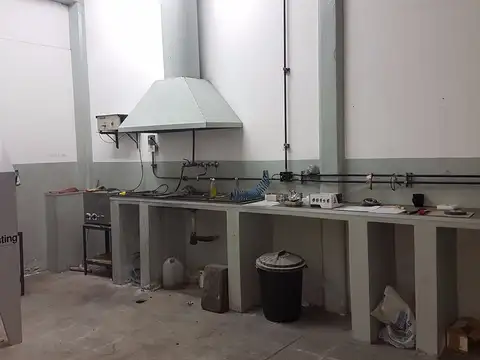 Galpon en Venta en San Fernando Vias  /  Libertador a Rio, USD 300.000