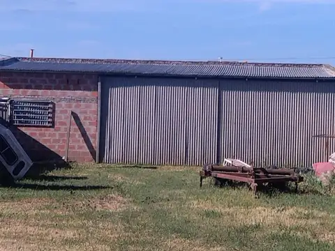 Galpon en Venta 49,50  mts Fondo