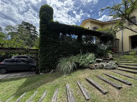 ¡Venta! Increíble Casa en Cóndor Alto ¡Con Escritura!