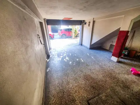 Depto Tipo Casa en Venta con 1 cocheras