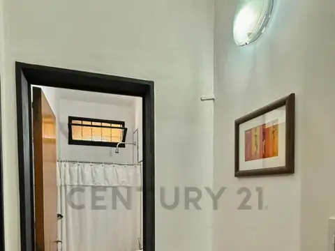 Casa 6 ambientes con 2 baños