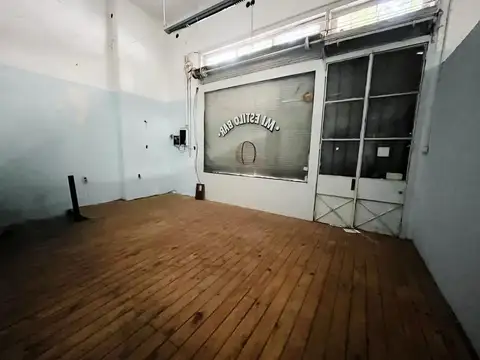 Local en Venta 77 años