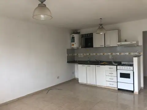 Departamento tipo dos ambientes en planta baja