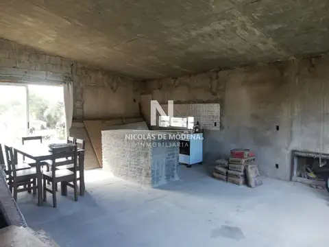 Venta de terreno con casa a terminar en la zona de Tío Tom, Punta Ballena. Gran oportunidad!