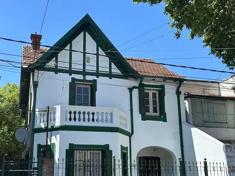 VENTA CASA 4 AMB CON COCHERAS SAN ANDRÉS