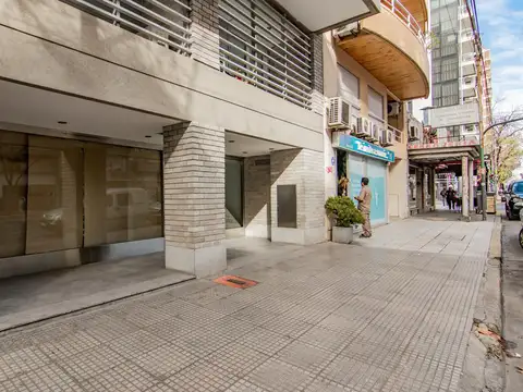 Scalabrini Ortiz al 1600