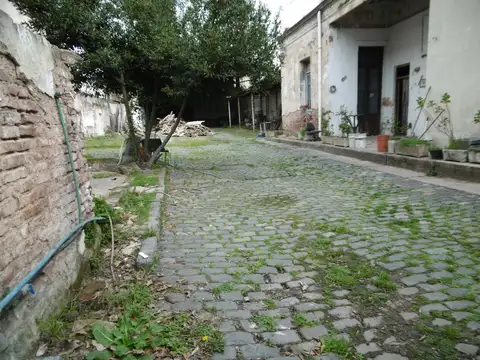 Inclan 3500, Piso PB