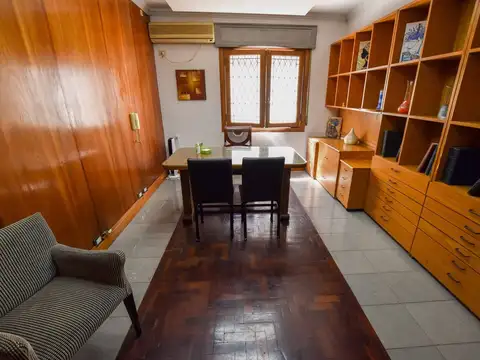 VENTA DE OFICINA CENTRO MITRE 800