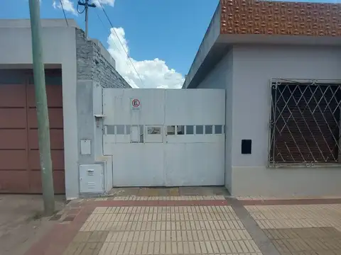 CASA EN VENTA EN PERGAMINO