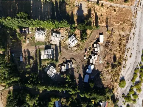 Comandante Luis Piedrabuena 8700