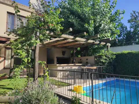 Casa en Alquiler Temporal en Bella Vista, USD 3.000