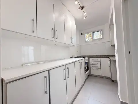 Departamento en Venta en La Lucila, USD 105.000