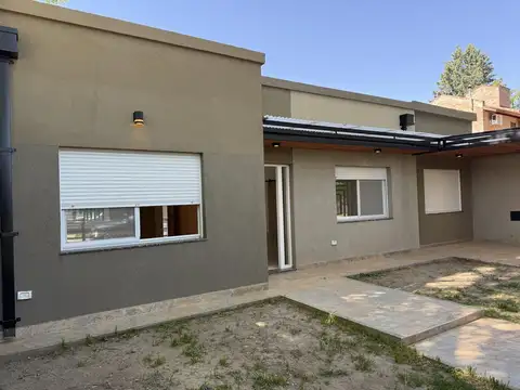 Casa en Venta en Funes, USD 185.000